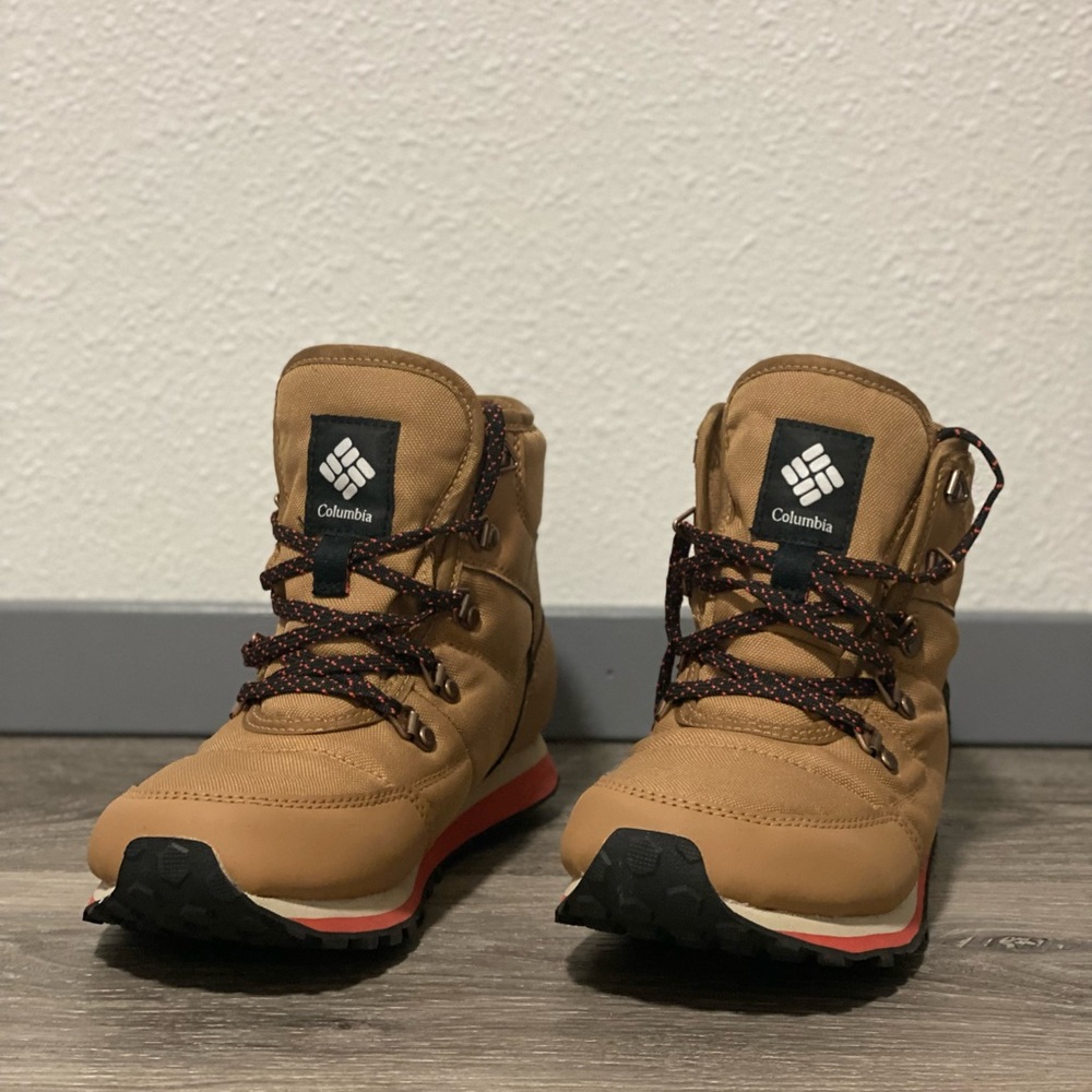 Columbia boots